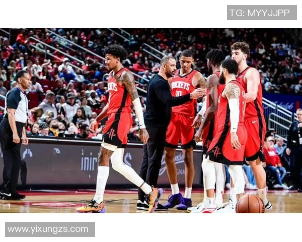 火箭队与太阳队激战11月17日精彩视频回顾与精彩瞬间分析